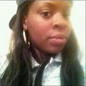 Meet your Posher, Candace